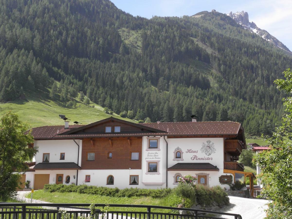 Haus Pinnistor Neustift im Stubaital Luaran gambar