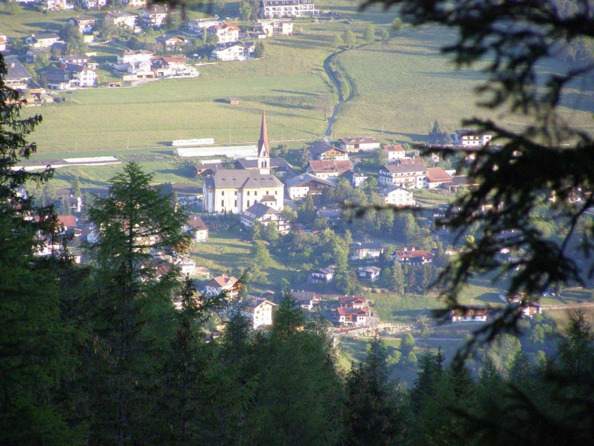 Haus Pinnistor Neustift im Stubaital Luaran gambar